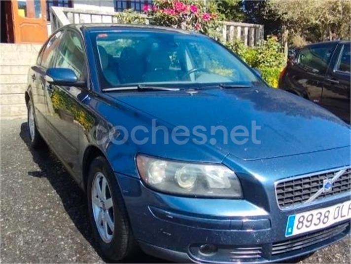 VOLVO S40 1.6D Momentum 4p.