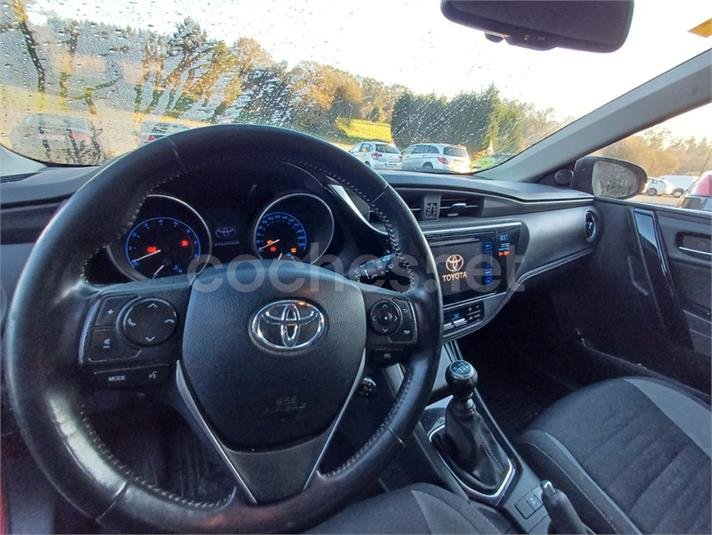 TOYOTA Auris 1.2 120T Active