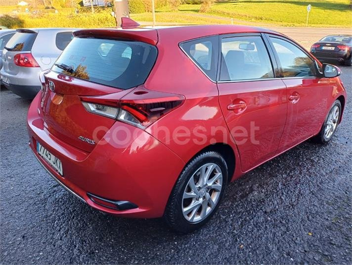 TOYOTA Auris 1.2 120T Active