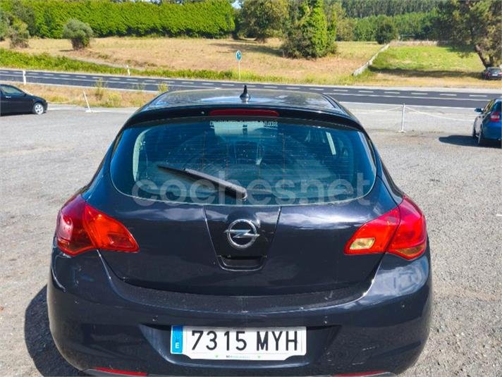 OPEL Astra 1.7 CDTi 110 CV Enjoy