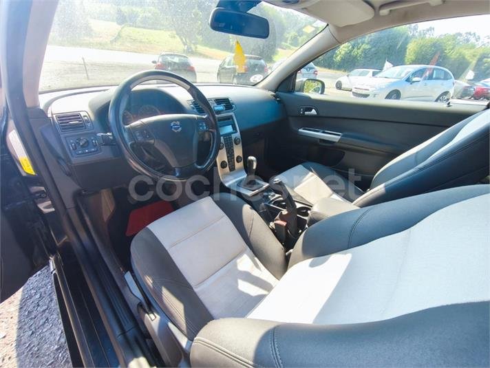 VOLVO C30 2.0D Kinetic