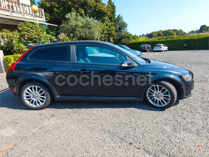 VOLVO C30 2.0D Kinetic