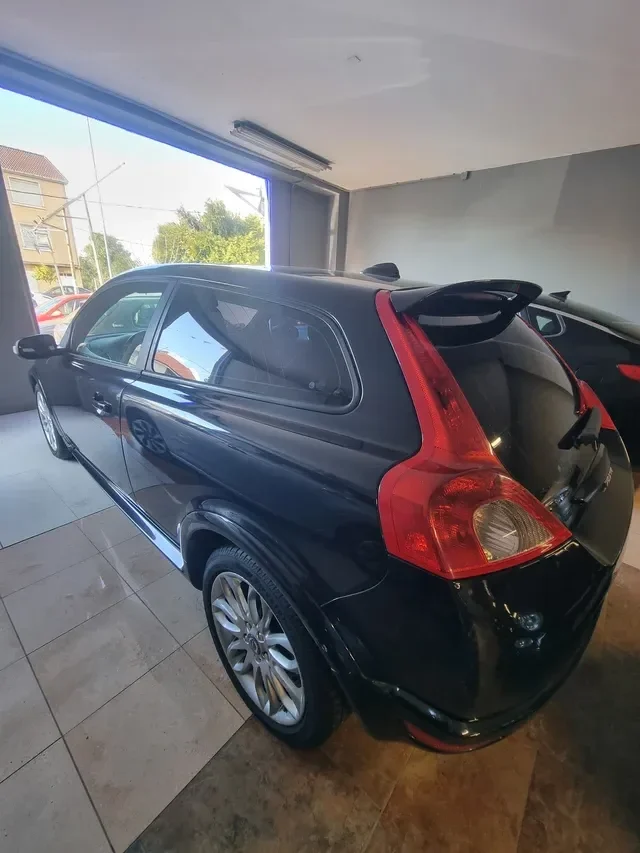 VOLVO C30 2.0 DIESEL