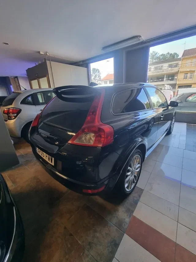VOLVO C30 2.0 DIESEL